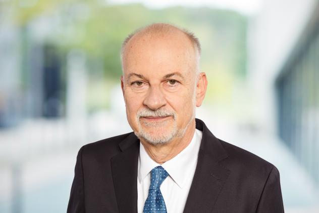 Portrait Dr. Dieter Schenk (Chairman)